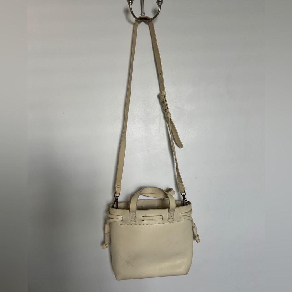 MADEWELL Transport The Small Drawstring Crossbody Bag Leather Tote
